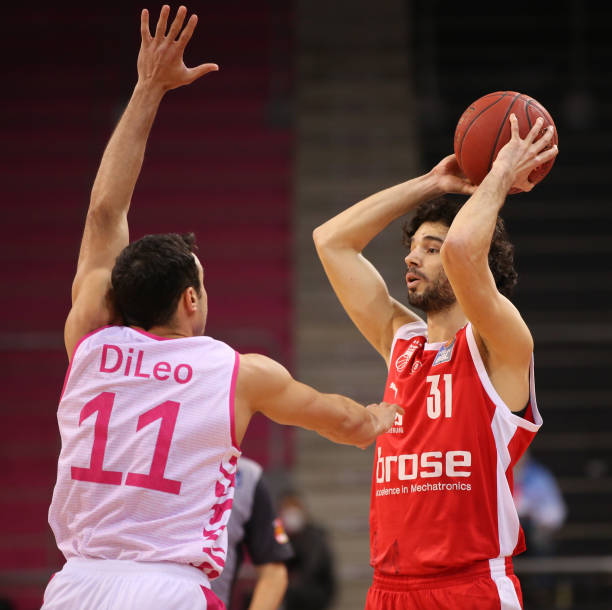 窥见一位未 窥见一位未