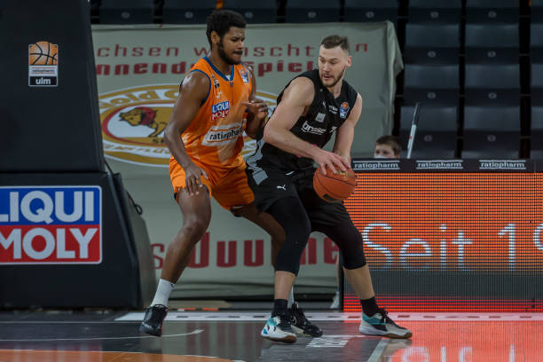 青年才俊的 青年才俊的